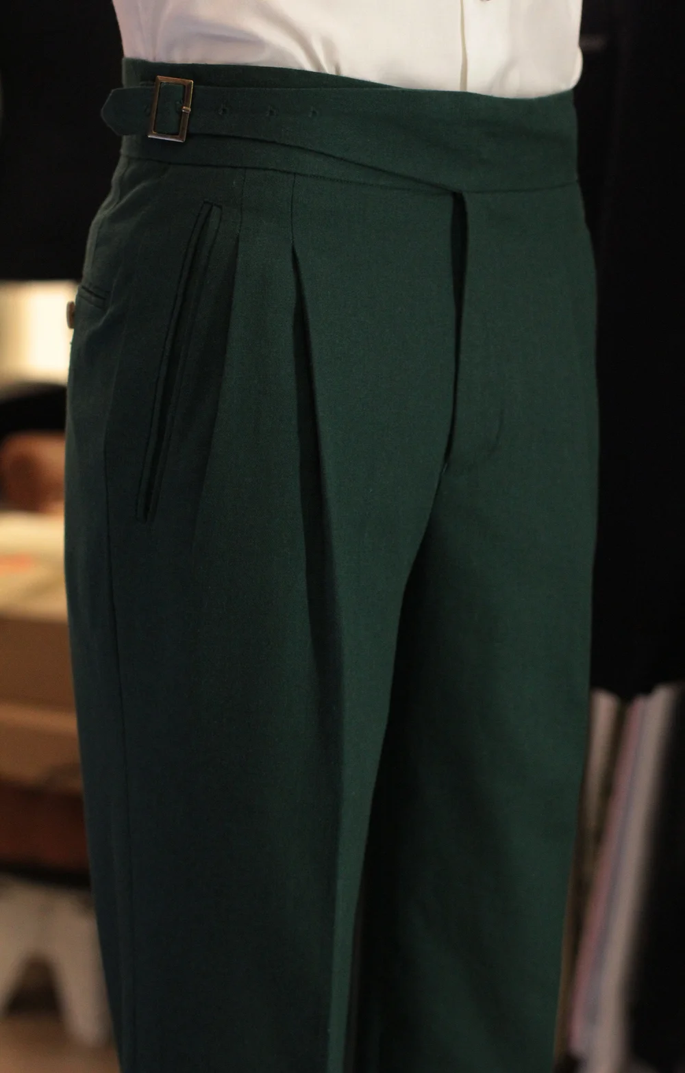 Made Suits® Sartorial Tailor — Green Linen Gurkha Trousers